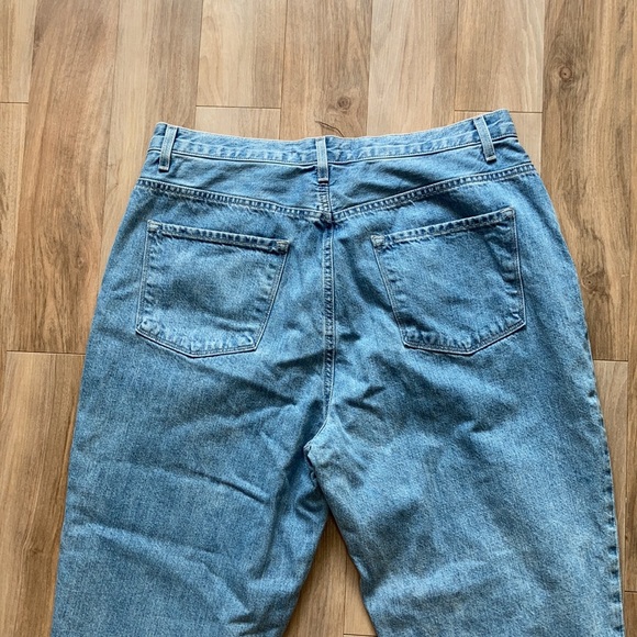 J Brand pleated peg jean size 32 - Picture 16 of 16